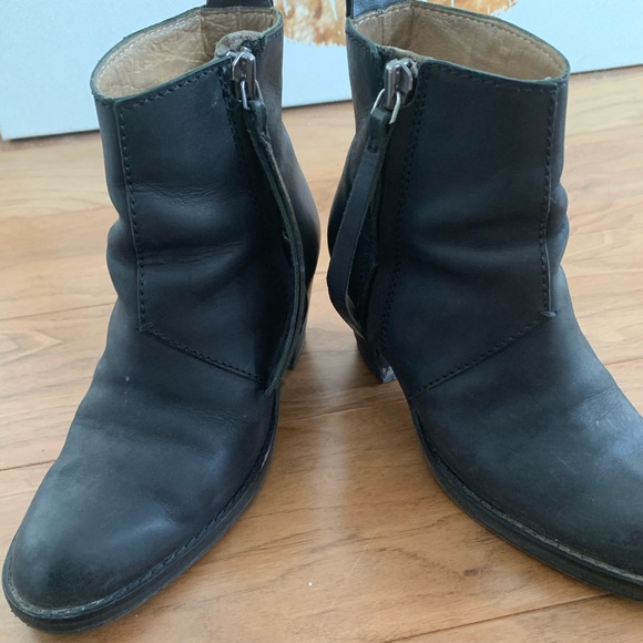 ACNE pistol ankle boot bootie matte black leather - Picture 8 of 8